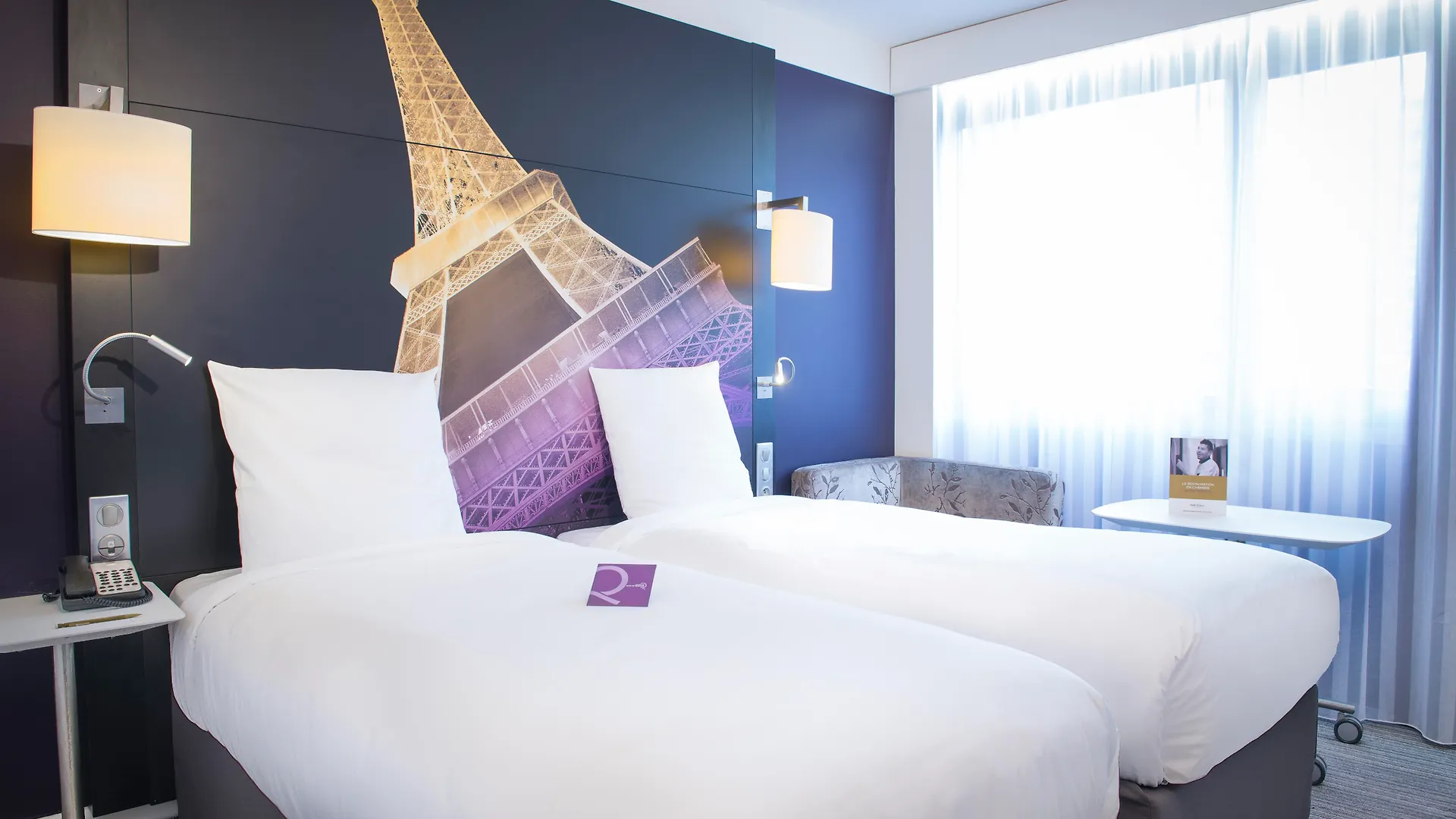 Mercure Centre Tour Eiffel Hotel 4*