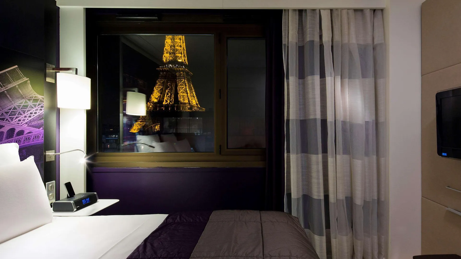 Mercure Centre Tour Eiffel 4*