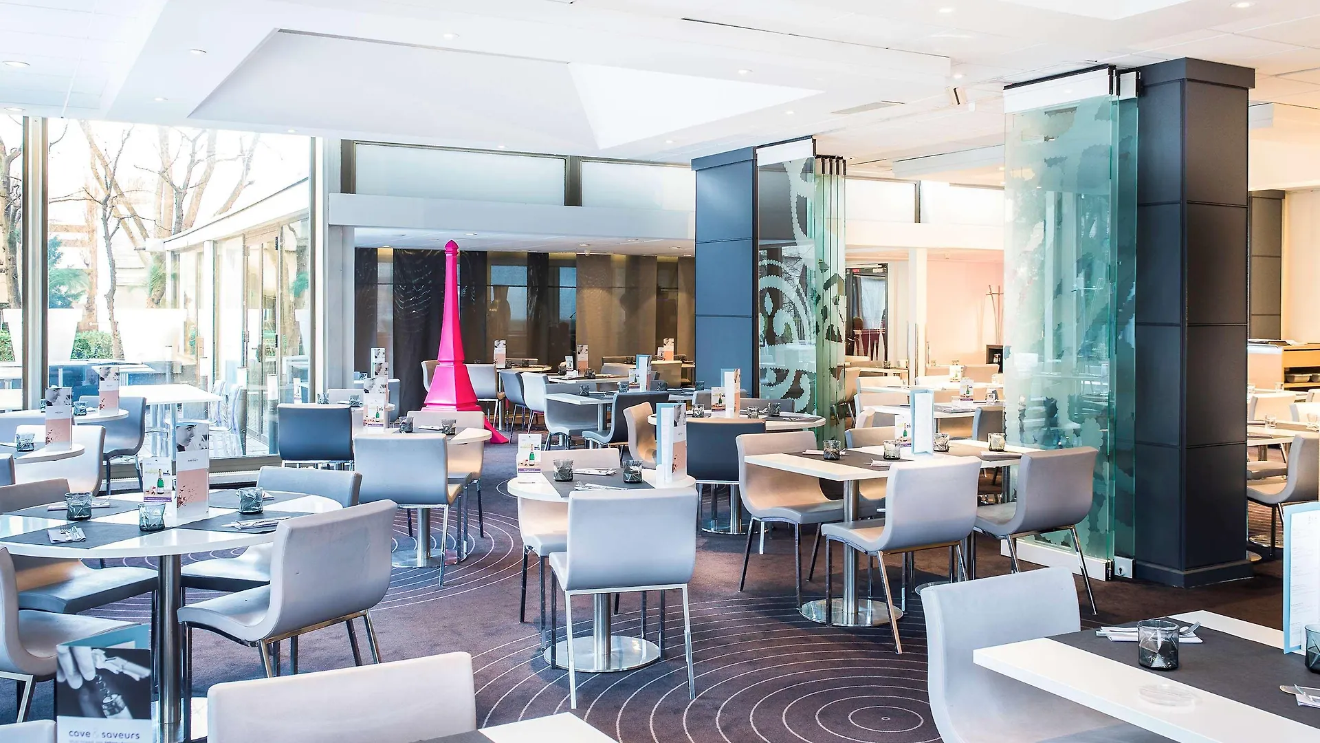 Mercure Centre Tour Eiffel Hotel