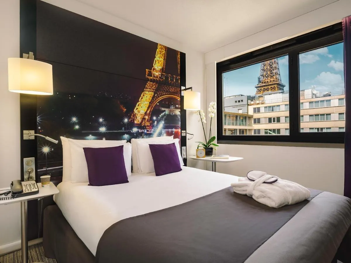 Hotel Mercure Centre Tour Eiffel 4*